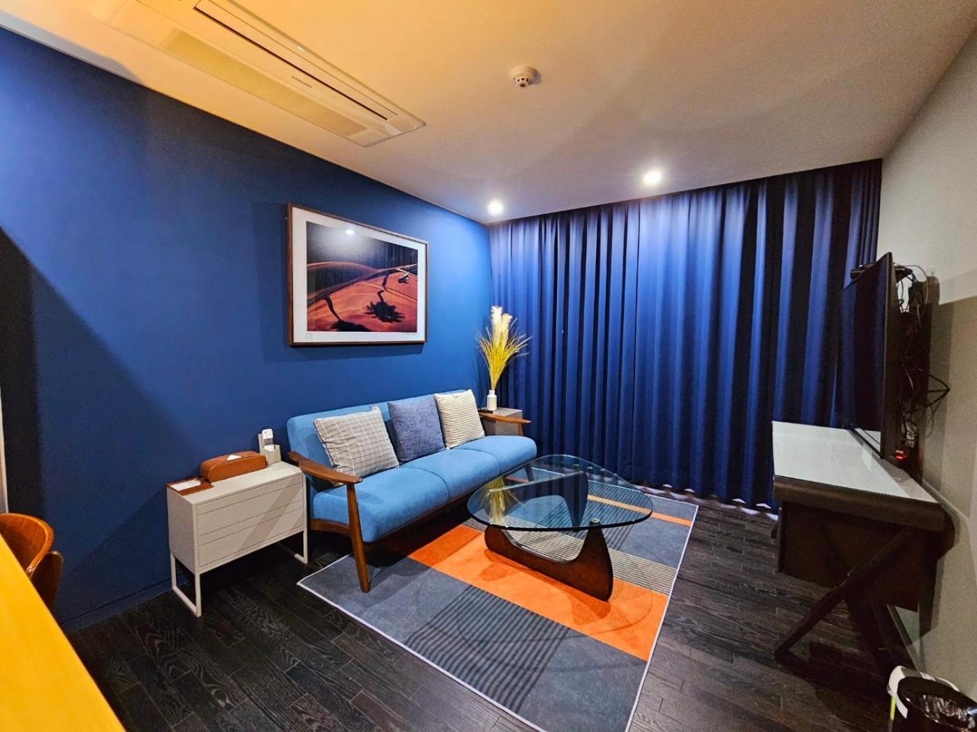 Hwaseong Js Boutique Hotel מראה חיצוני תמונה