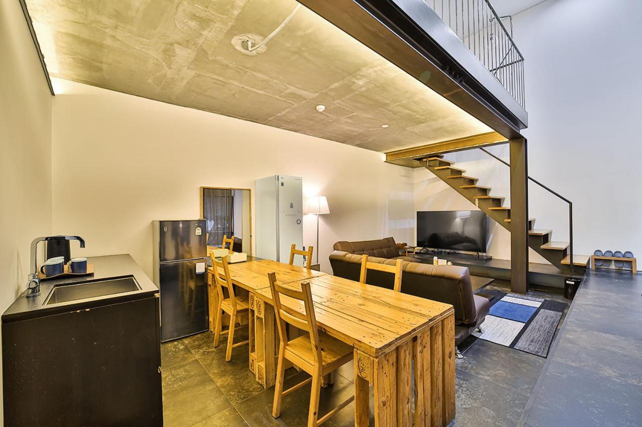 Hwaseong Js Boutique Hotel מראה חיצוני תמונה