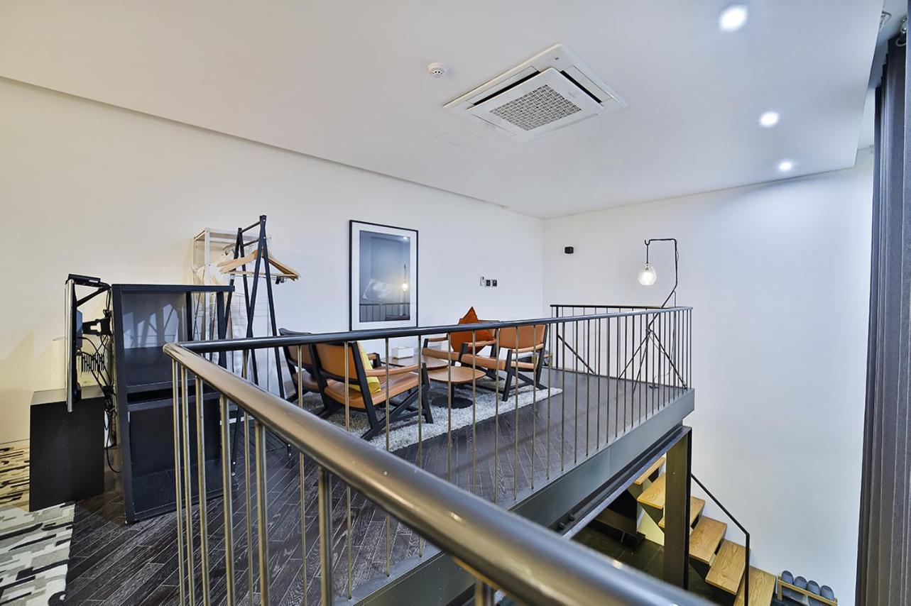 Hwaseong Js Boutique Hotel מראה חיצוני תמונה