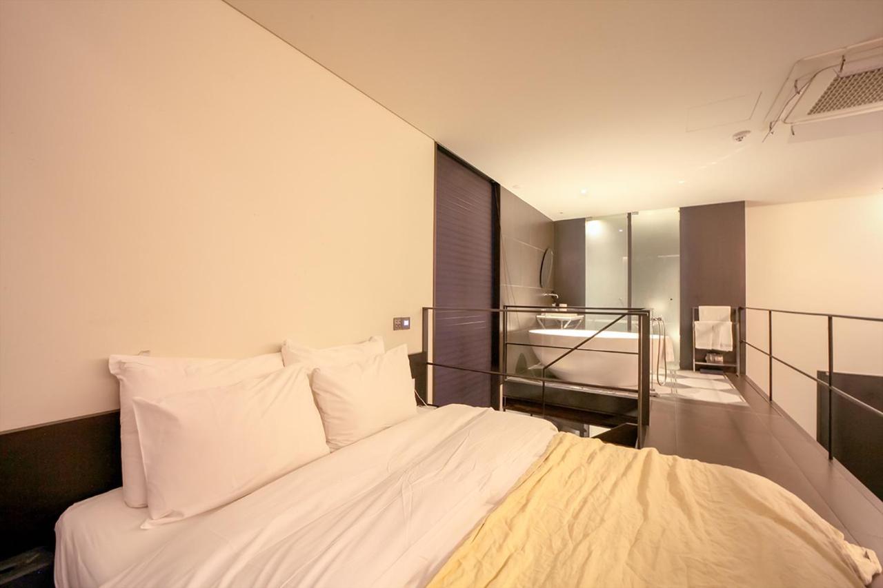 Hwaseong Js Boutique Hotel מראה חיצוני תמונה