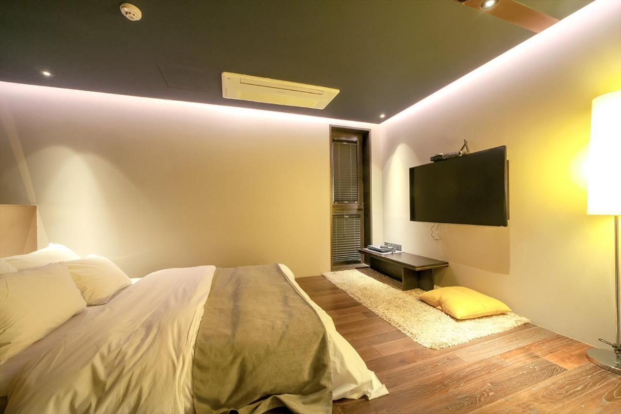 Hwaseong Js Boutique Hotel מראה חיצוני תמונה