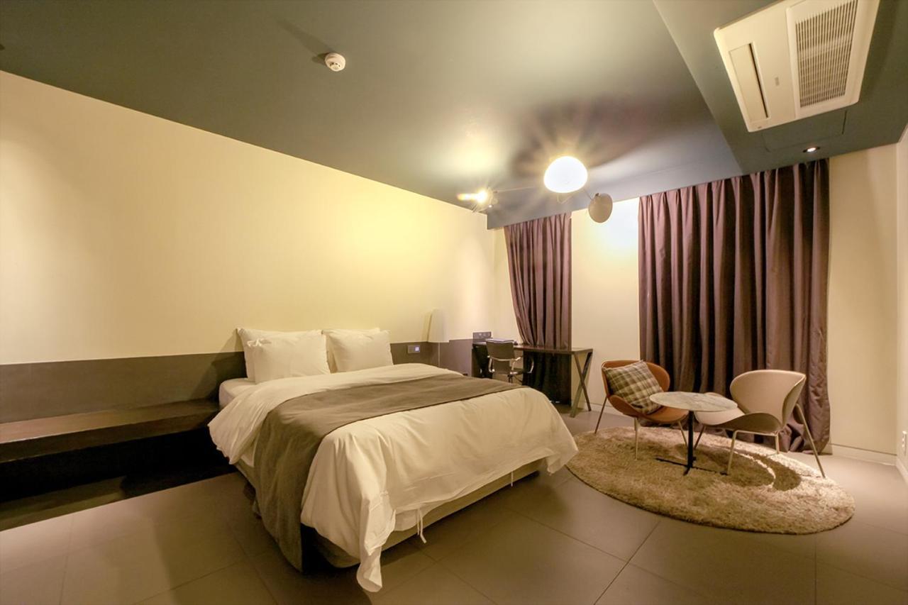 Hwaseong Js Boutique Hotel מראה חיצוני תמונה