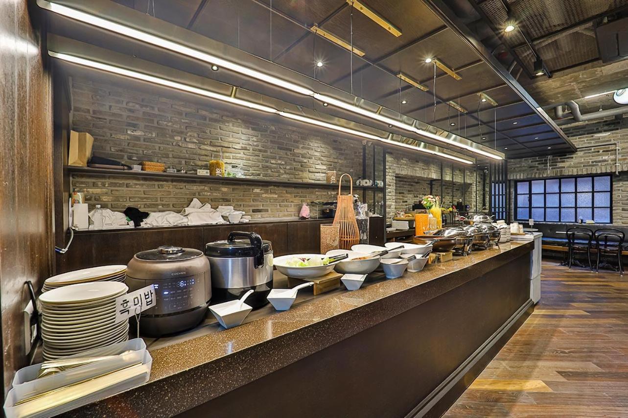 Hwaseong Js Boutique Hotel מראה חיצוני תמונה